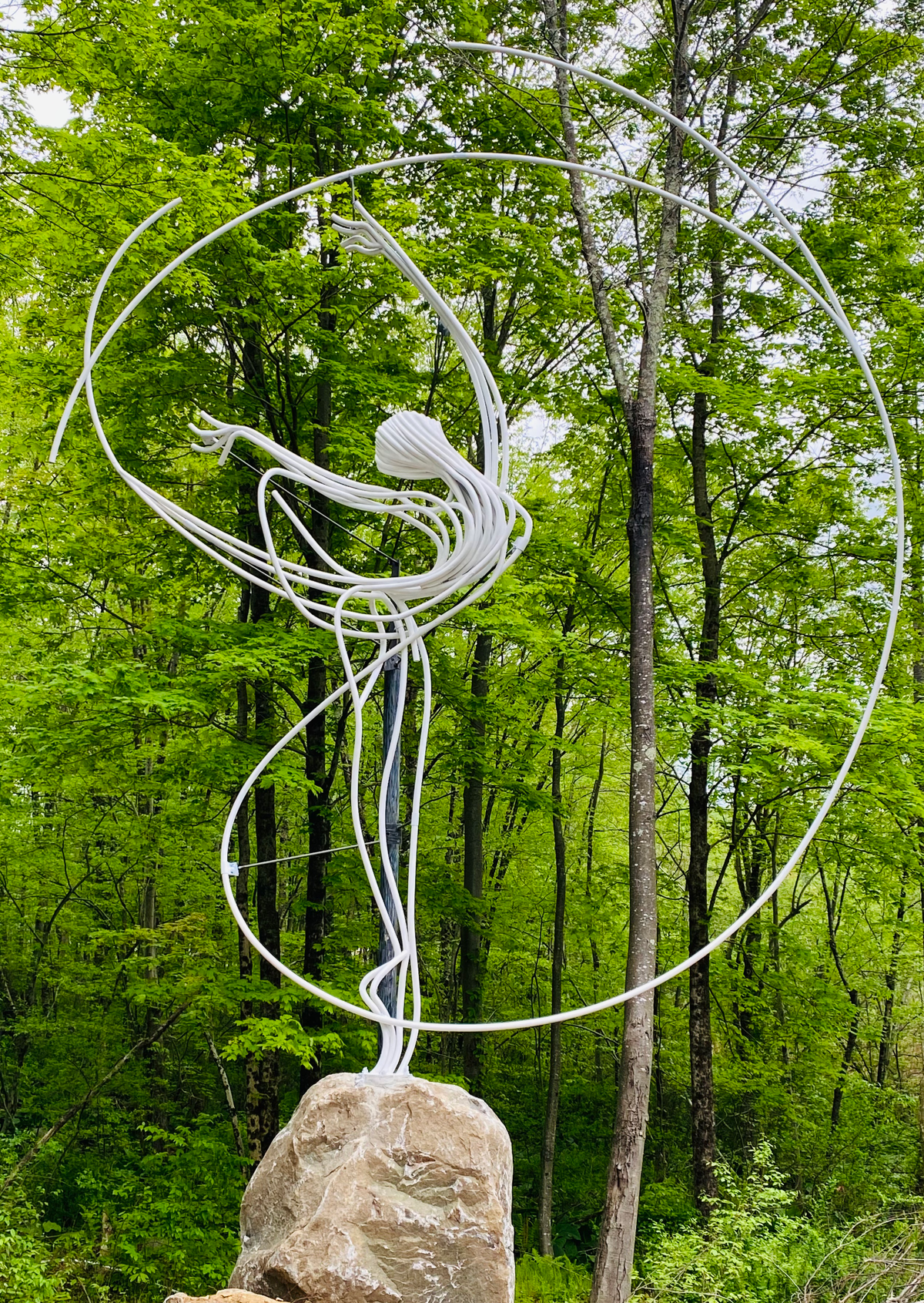Feel The Line’s Sculpture Installed in New York Park